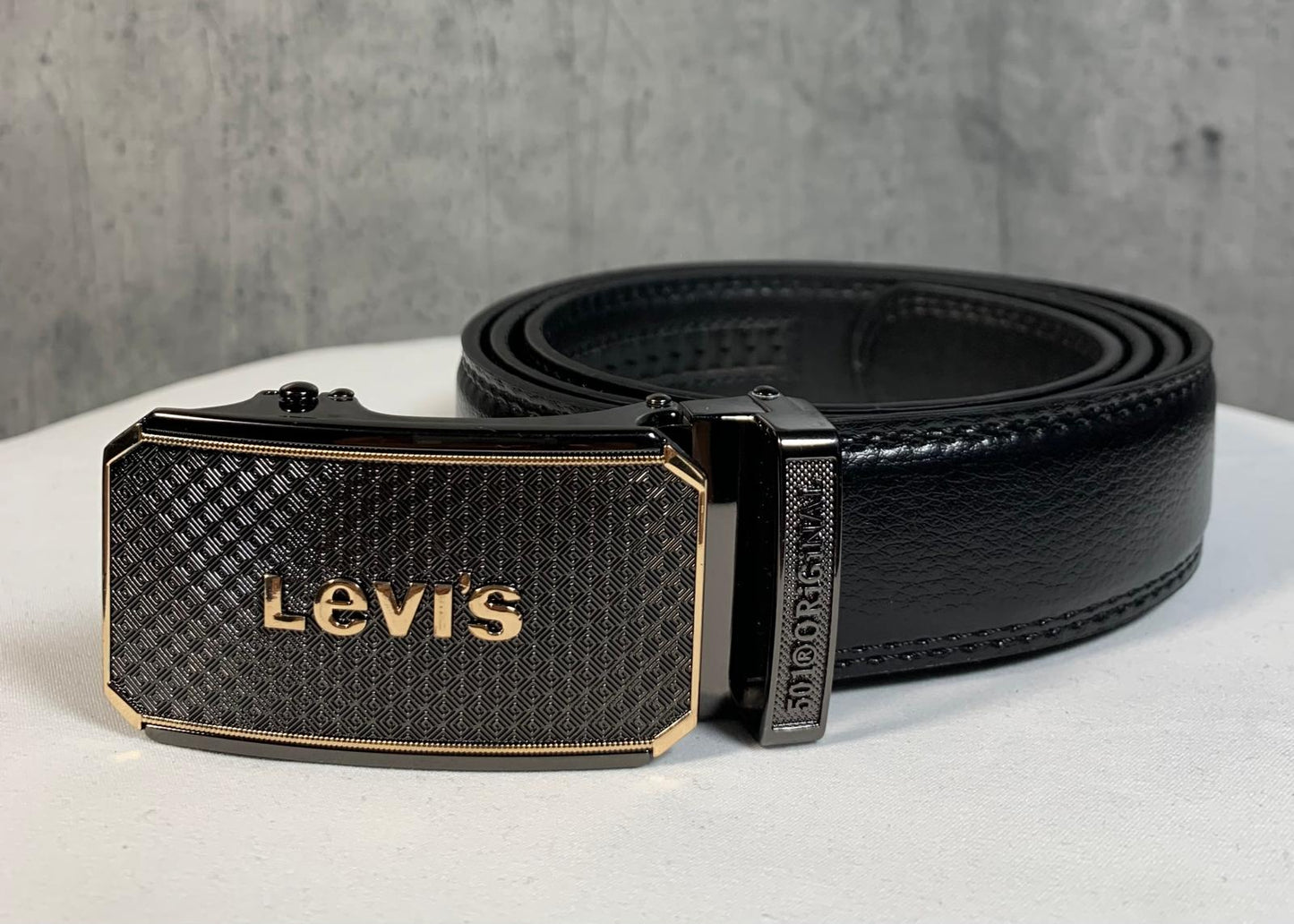 Pasek męski Levi's 120cm