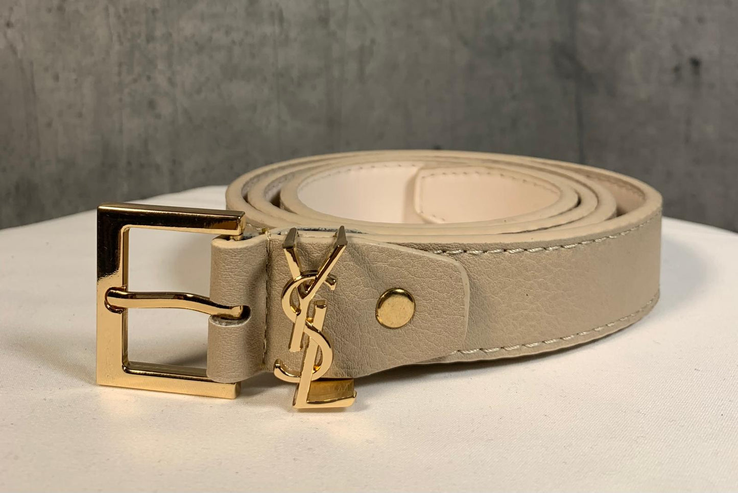 Pasek damski Yves Saint Laurent 110cm