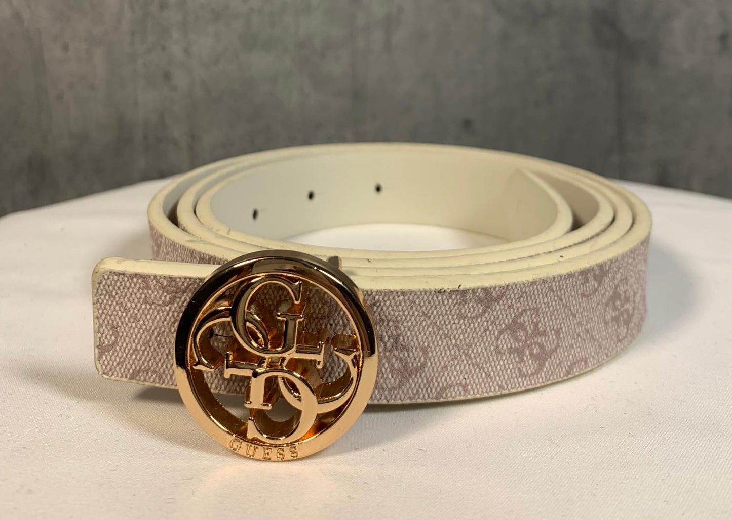 Pasek damski mały Guess 120cm