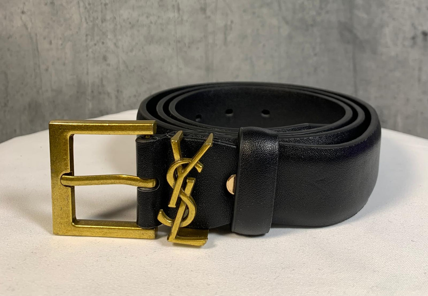 Pasek damski Yves Saint Laurent 110cm